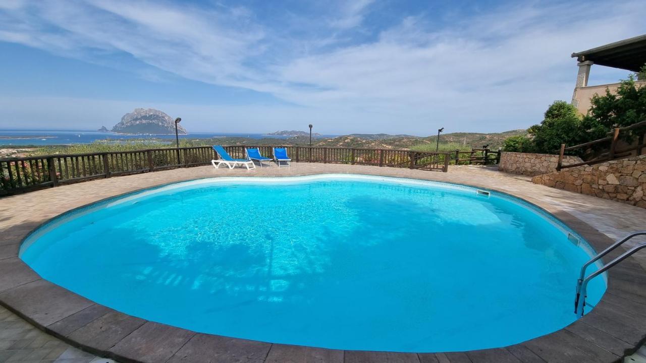 La Rosa Dei Venti Apts Loiri Porto San Paolo Exterior foto