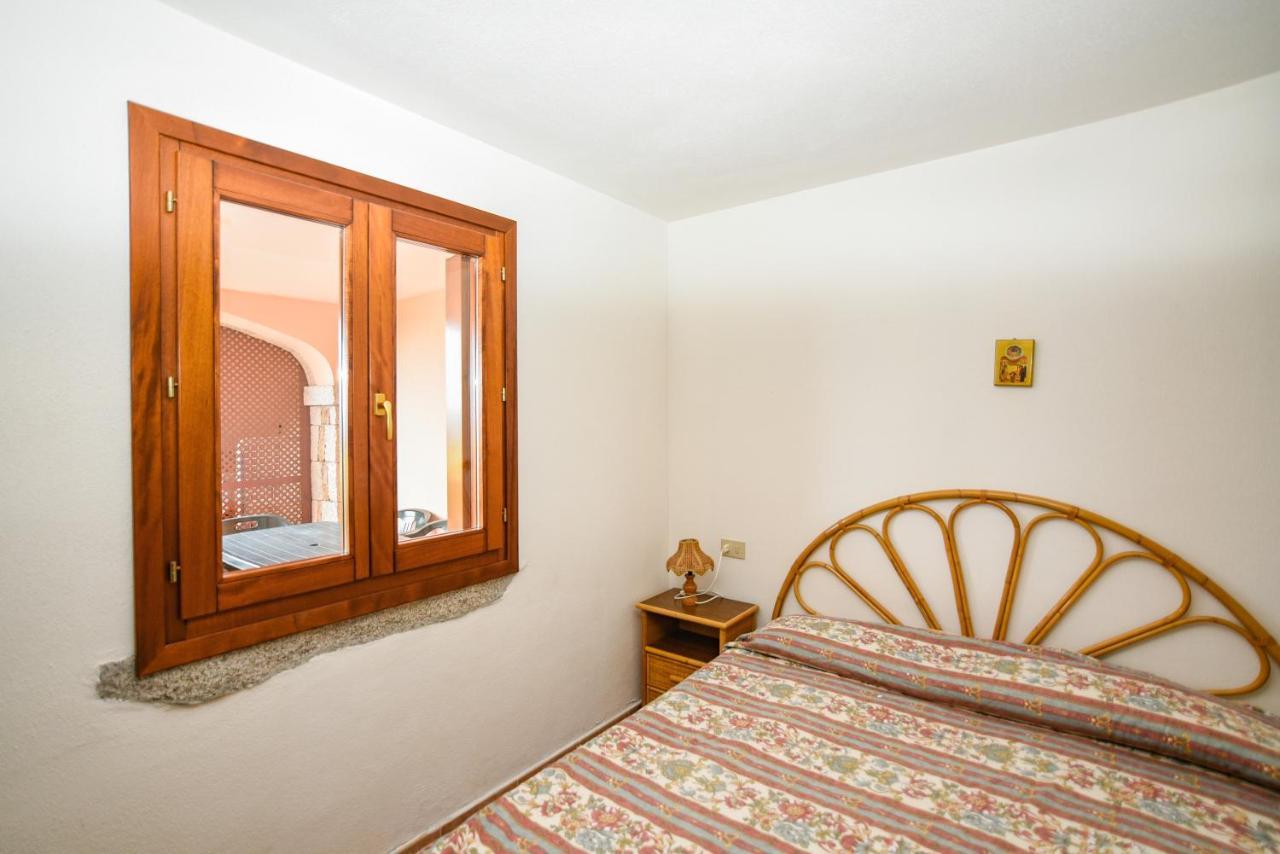 La Rosa Dei Venti Apts Loiri Porto San Paolo Exterior foto